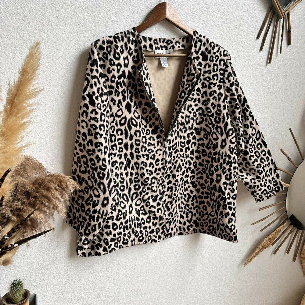 C. D. Daniels Fit & Fancy Zip Front Cheetah Print… - image 5